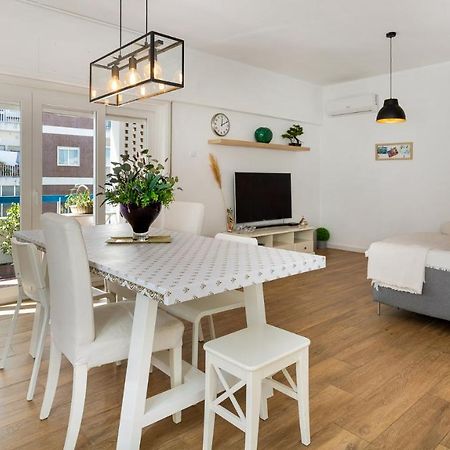 Faro Getaway W/ Big Balcony By Lovelystay Eksteriør billede