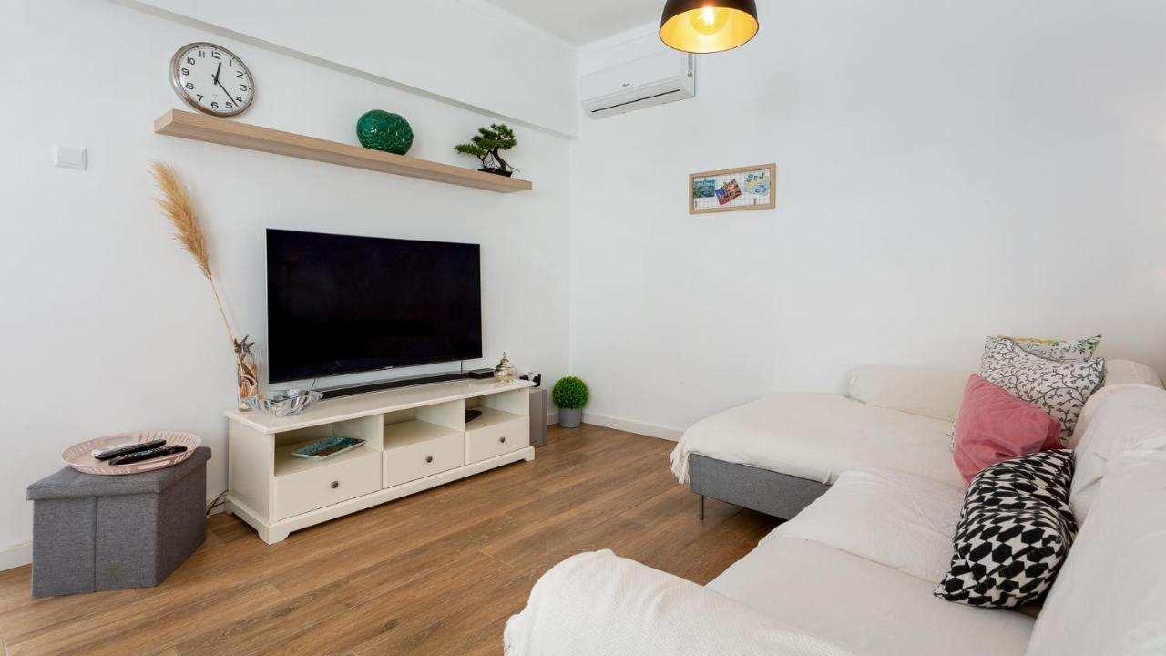 Faro Getaway W/ Big Balcony By Lovelystay Eksteriør billede