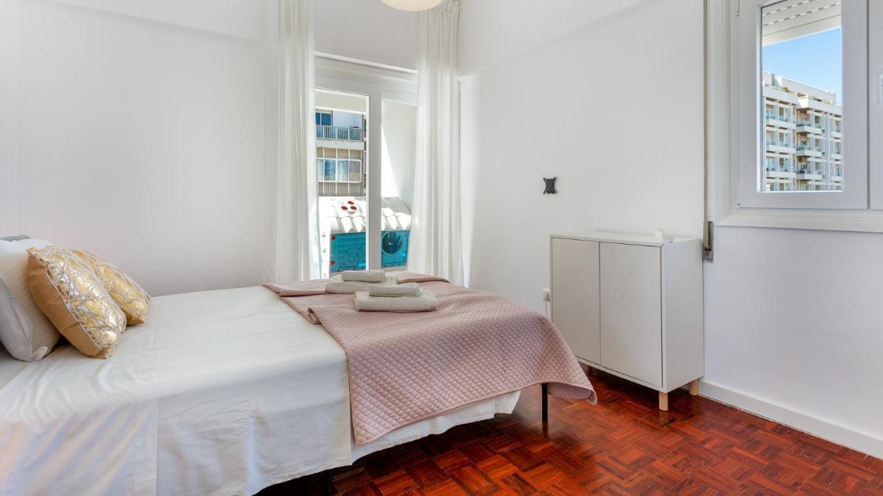 Faro Getaway W/ Big Balcony By Lovelystay Eksteriør billede